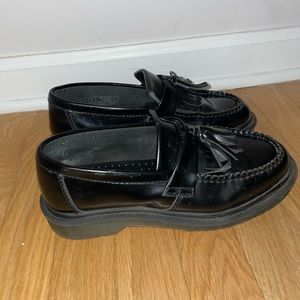 ADRIAN SMOOTH LEATHER TASSEL LOAFERS